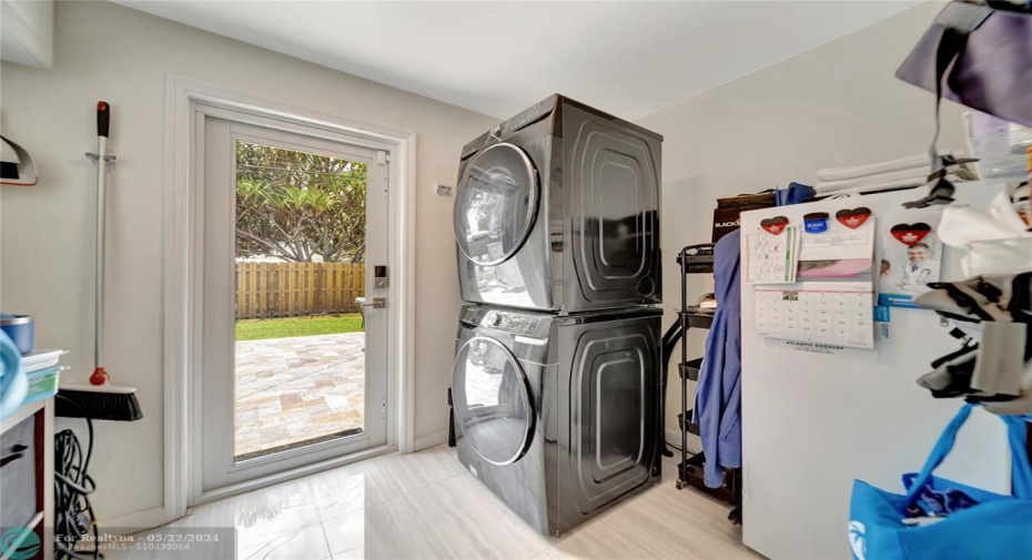 Separate Laundry Room w/ 2 Year Old Full Size Samsung Smart Washer/Dryer