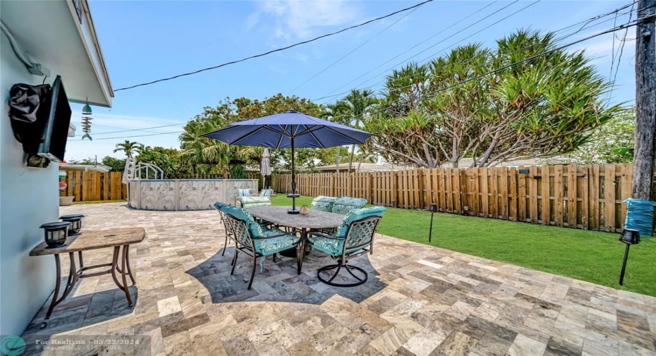 Large Fenced Backyard & Travertine Patio