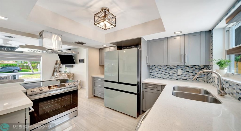 Convenient Kitchen With New Samsung Smart Appliances