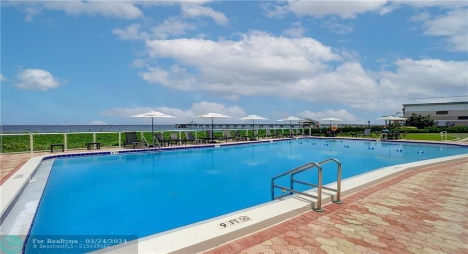 Cabana Pool