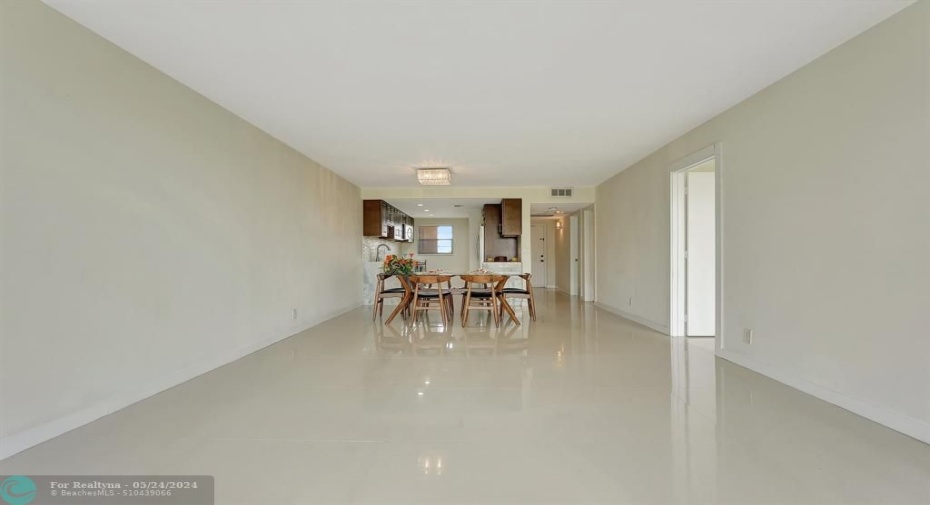 Love the beautiful flooring!