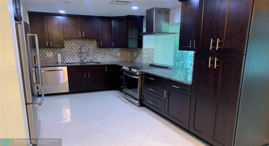 Granite counters and stainless steel appliances