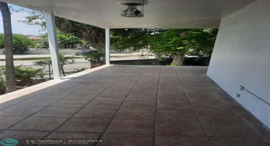 Wrap-around balcony (railings missing)