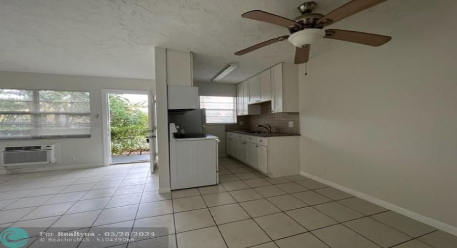 Dinning room/kitchen