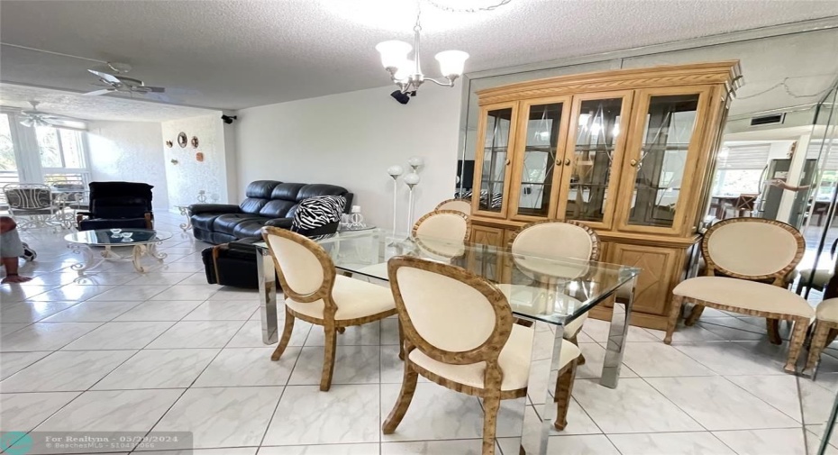 Dining Room / Living Room