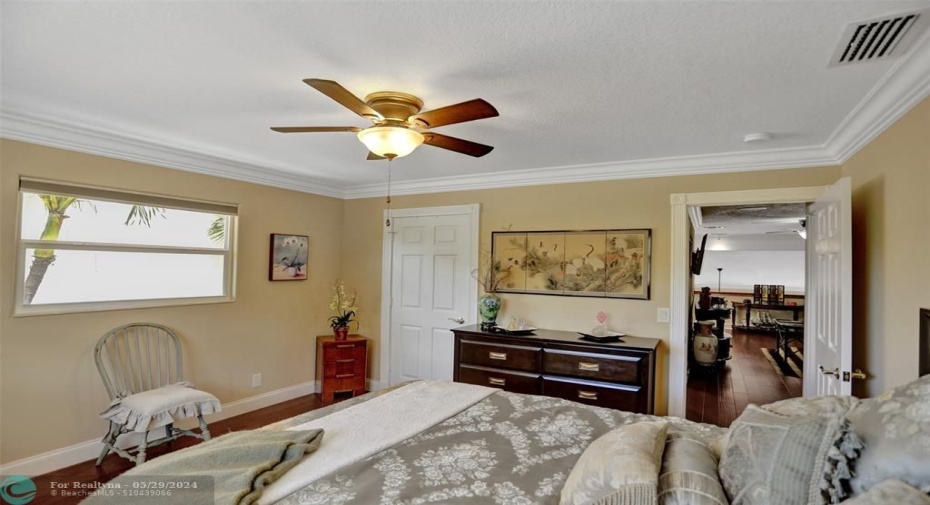 2nd floor bedroom
