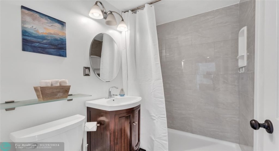 shared/guest bath