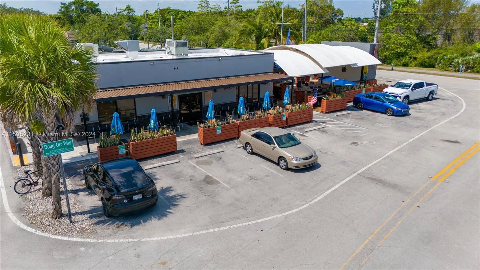 Commercial Sale For Sale