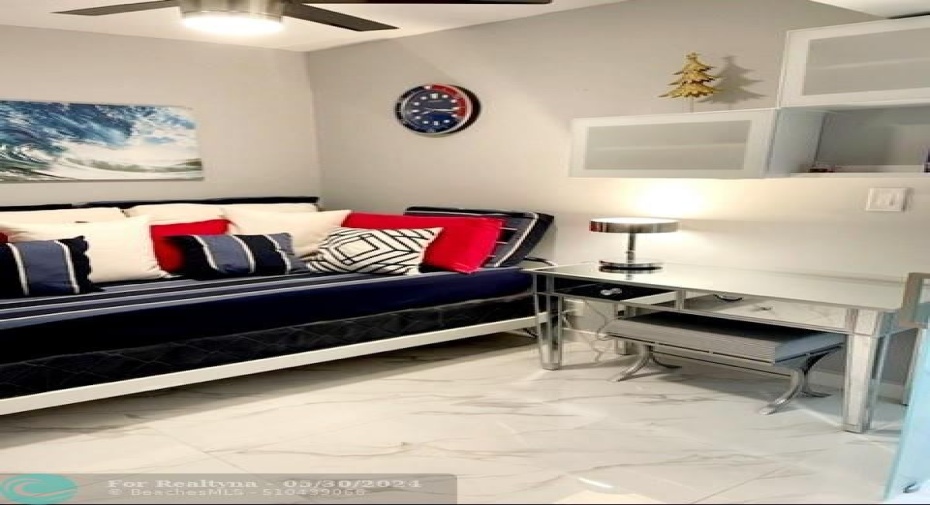 2nd Bedroom, full sise sofa bed