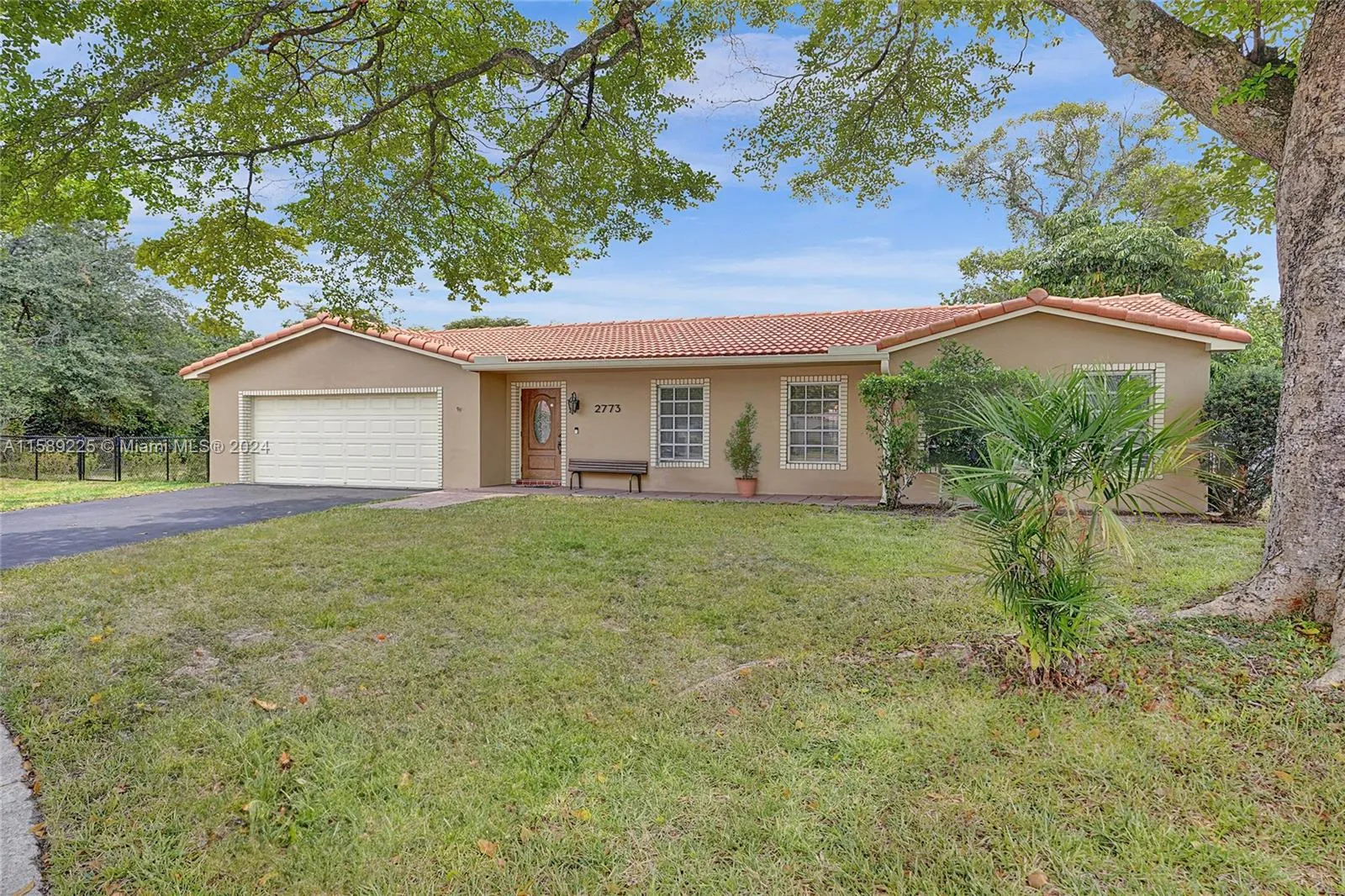 Welcome Home to Forest Glen!