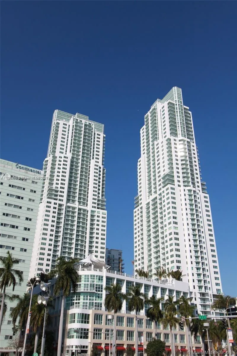 Vizcayne Condo