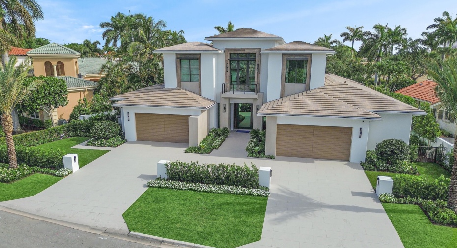 471 Royal Palm Way, Boca Raton, Florida 33432, 5 Bedrooms Bedrooms, ,6 BathroomsBathrooms,Single Family,For Sale,Royal Palm,RX-10890475
