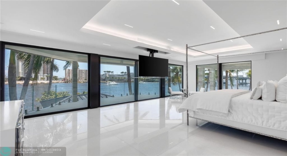 Main Master bedroom
