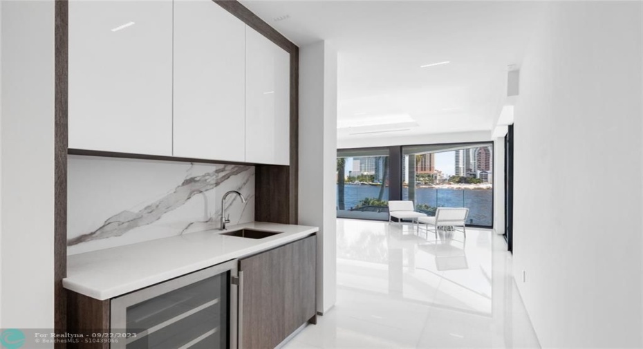 Master bedroom wet bar