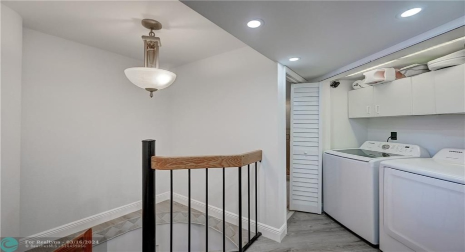 Full size washer /Dryer