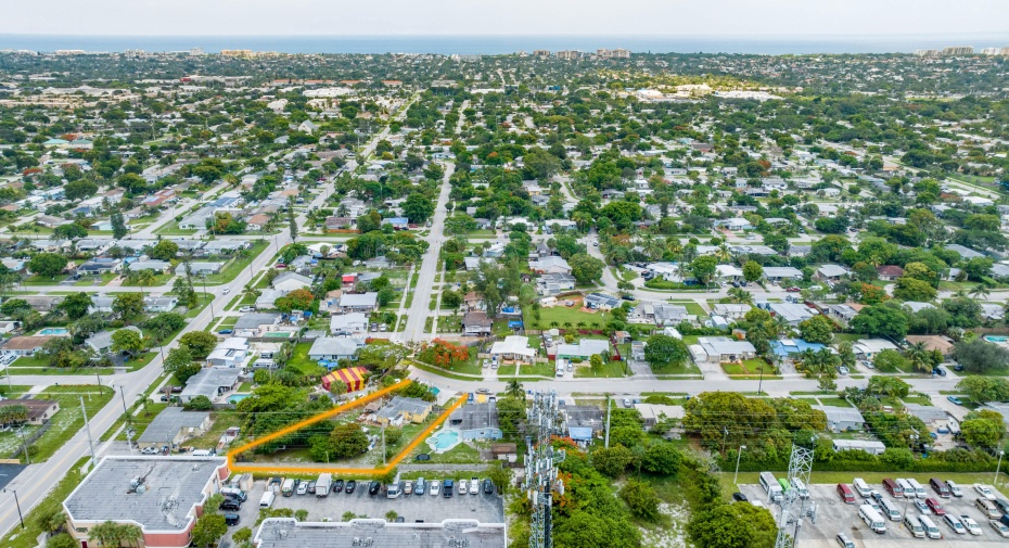 5349 NE 14th Avenue, Pompano Beach, Florida 33064, 2 Bedrooms Bedrooms, ,2 BathroomsBathrooms,Single Family,For Sale,14th,RX-10901659