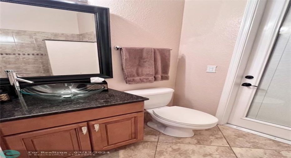Cabana Bath